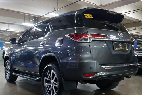 Used 2018 Toyota Fortuner 2.4 V AT