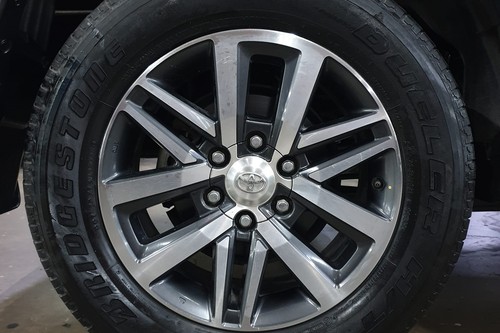 Used 2018 Toyota Fortuner 2.4 V AT