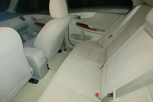 Second hand 2009 Toyota Corolla Altis 1.6 V AT 