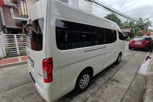 Old 2020 Nissan NV350 Urvan Premium MT