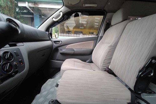 Used 2020 Nissan NV350 Urvan Premium MT