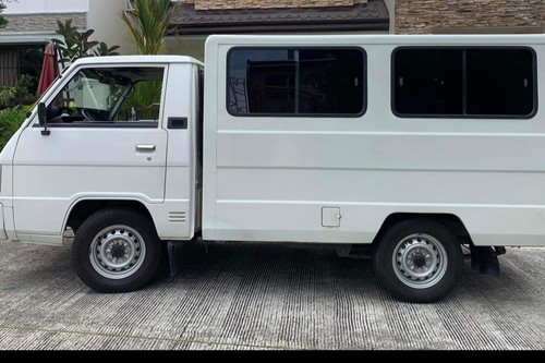 2nd Hand 2016 Mitsubishi L300 2.5L FB Deluxe MT