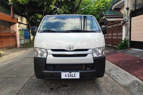 Second Hand 2017 Toyota Hiace