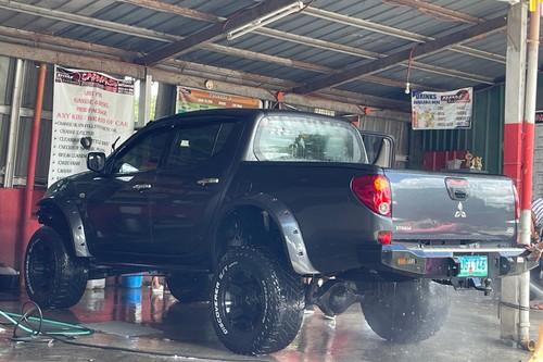 Second hand 2013 Mitsubishi Strada GLX V 2WD 2.5 AT 