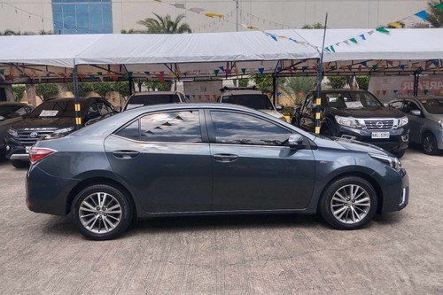 Old 2017 Toyota Corolla Altis 1.6 V CVT
