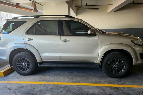 Second hand 2014 Toyota Fortuner Dsl AT 4x2 2.5 G 