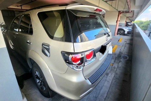 2nd Hand 2014 Toyota Fortuner Dsl AT 4x2 2.5 G
