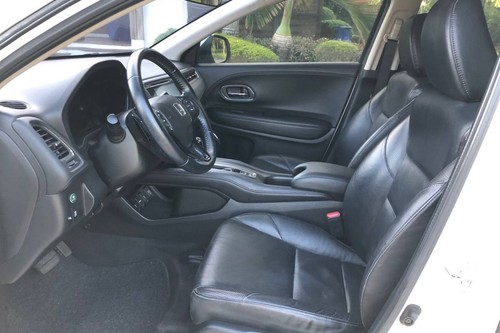 Old 2017 Honda HR-V 1.8 E CVT