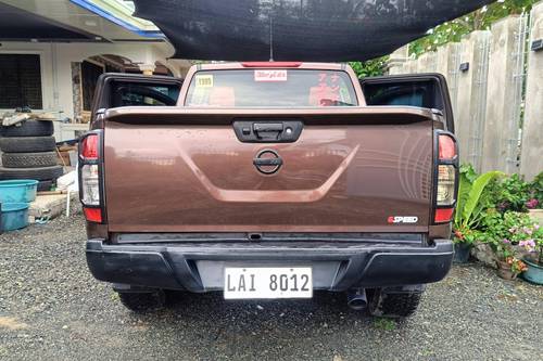 Second hand 2020 Nissan NP300 Navara 2.5L 4x2 EL 6MT Calibre 