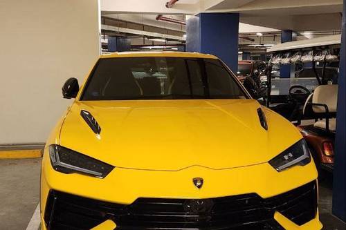 Second Hand 2023 Lamborghini Urus