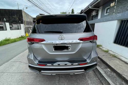 Second hand 2018 Toyota Fortuner 2.4 V Diesel 4x2 AT 