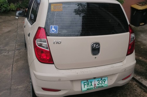 Second hand 2013 Hyundai i10 1.1 GLS AT 