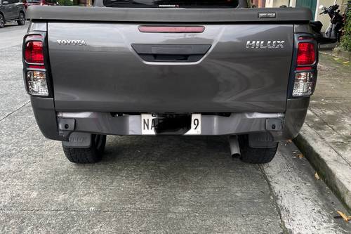 Used 2017 Toyota Hilux 2.4L G 2WD MT