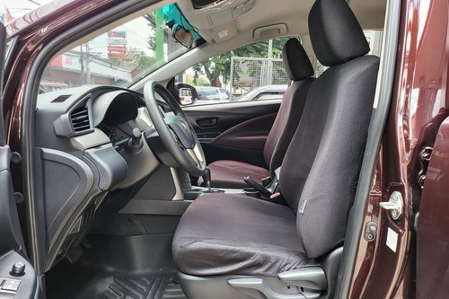 Second hand 2025 Toyota Innova 2.8 XE AT 