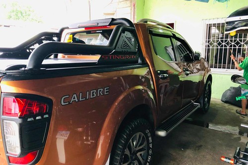 Second hand 2019 Nissan Navara 2.5L 4x2 EL 7AT Calibre 