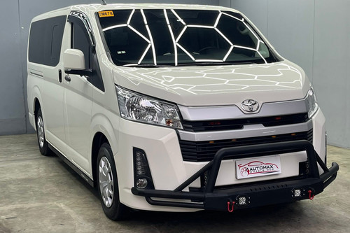 2nd Hand 2020 Toyota Hiace Commuter Deluxe