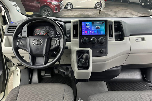 Used 2020 Toyota Hiace Commuter Deluxe