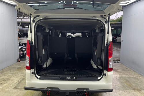 Used 2020 Toyota Hiace Commuter Deluxe