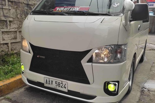 Old 2025 Toyota Hiace 2.5L Commuter MT