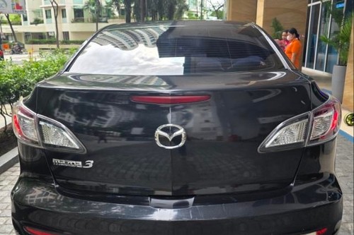 Used 2012 Mazda 3 Hatchback 1.6 V AT