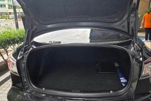 Second hand 2012 Mazda 3 Hatchback 1.6 V AT 