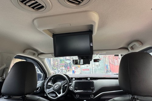 Old 2025 Nissan Terra 2.5L 4x2 Sport AT