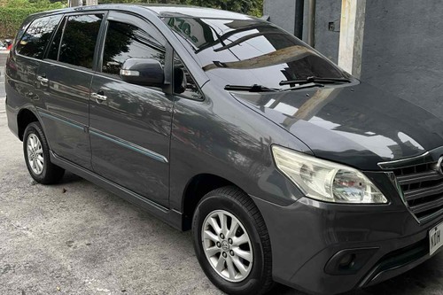 2nd Hand 2015 Toyota Innova Diesel MT 2.5 G