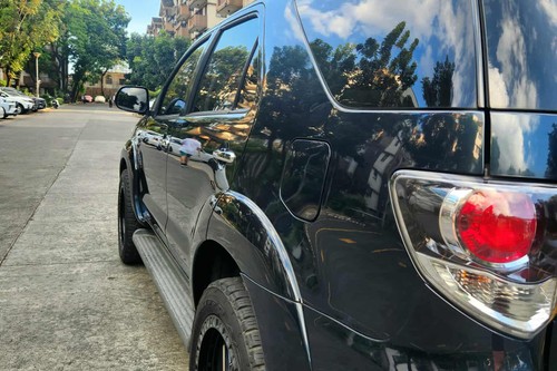 Used 2015 Toyota Fortuner 2.4 V Diesel 4x2 AT