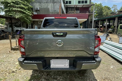 Second hand 2024 Nissan Navara 2.5L 4x4 EL 6MT 