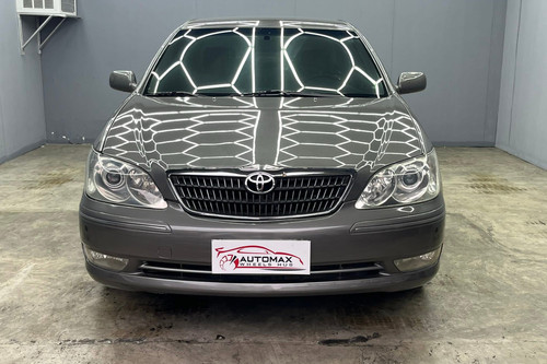 Second hand 2006 Toyota Camry 2.4 V AT 
