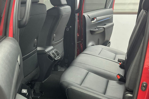 Used 2025 Toyota Hilux Conquest 2.4 4x2 A/T