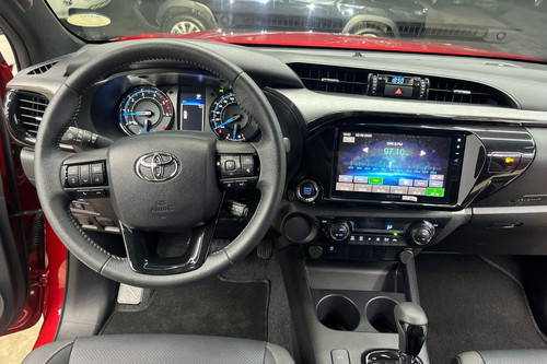 Used 2025 Toyota Hilux Conquest 2.4 4x2 A/T