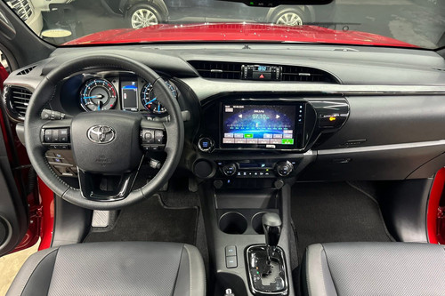 Used 2025 Toyota Hilux Conquest 2.4 4x2 A/T