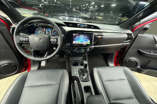 Used 2025 Toyota Hilux Conquest 2.4 4x2 A/T