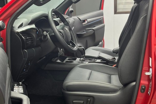 Used 2025 Toyota Hilux Conquest 2.4 4x2 A/T