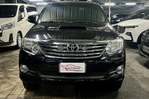 2nd Hand 2015 Toyota Fortuner Dsl AT 4x2 2.5 V