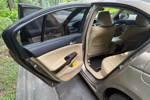 2nd Hand 2009 Honda Accord 3.5 SV AT V6