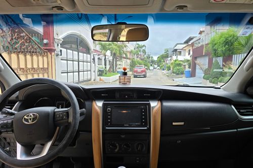 Old 2016 Toyota Fortuner 2.4 G Diesel 4x2 MT