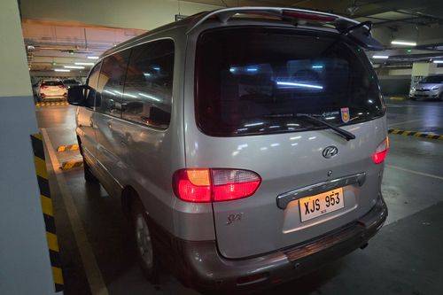 Second hand 2009 Hyundai Starex 2.5L SVX AT 