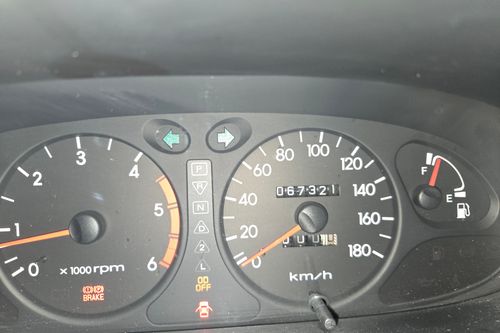 Old 2009 Hyundai Starex 2.5L SVX AT