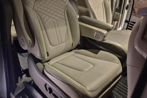 Old 2024 Hyundai Custin Premium