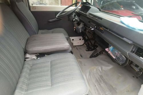 Old 2021 Mitsubishi L300 C/C 2.2D MT FB BODY