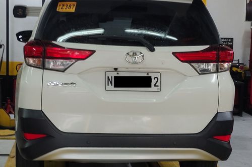 Second hand 2019 Toyota Rush 1.5 E AT 