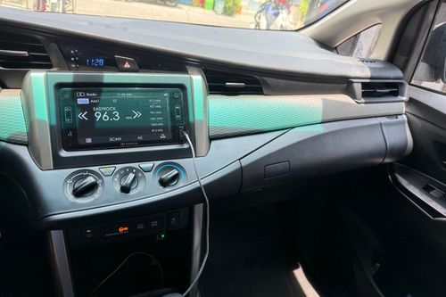 Old 2026 Toyota Innova 2.8 XE AT