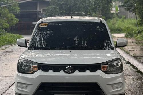 Old 2025 Suzuki S-Presso GL AGS