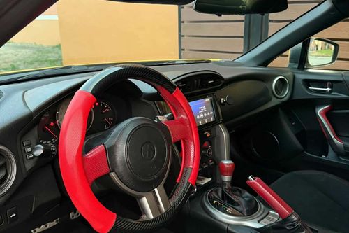 2nd Hand 2014 Toyota 86 Aero MT
