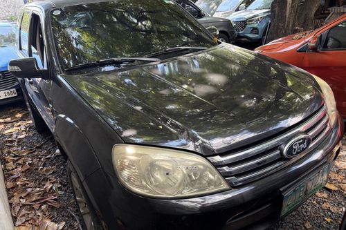 Second hand 2009 Ford Escape 2.0L XLT AT 