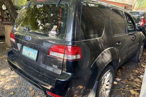 Old 2009 Ford Escape 2.0L XLT AT