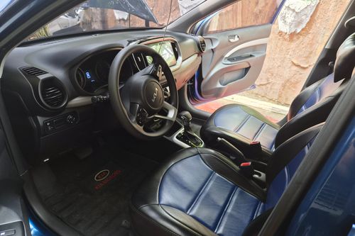 Used 2023 Kia Stonic LX AT