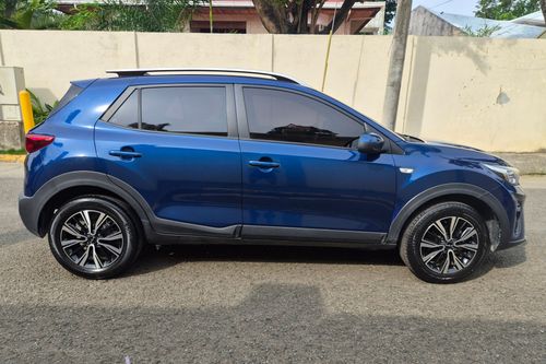 Used 2023 Kia Stonic LX AT